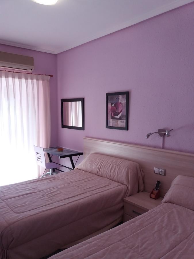 Hostal La Pilarica Paterna Rum bild
