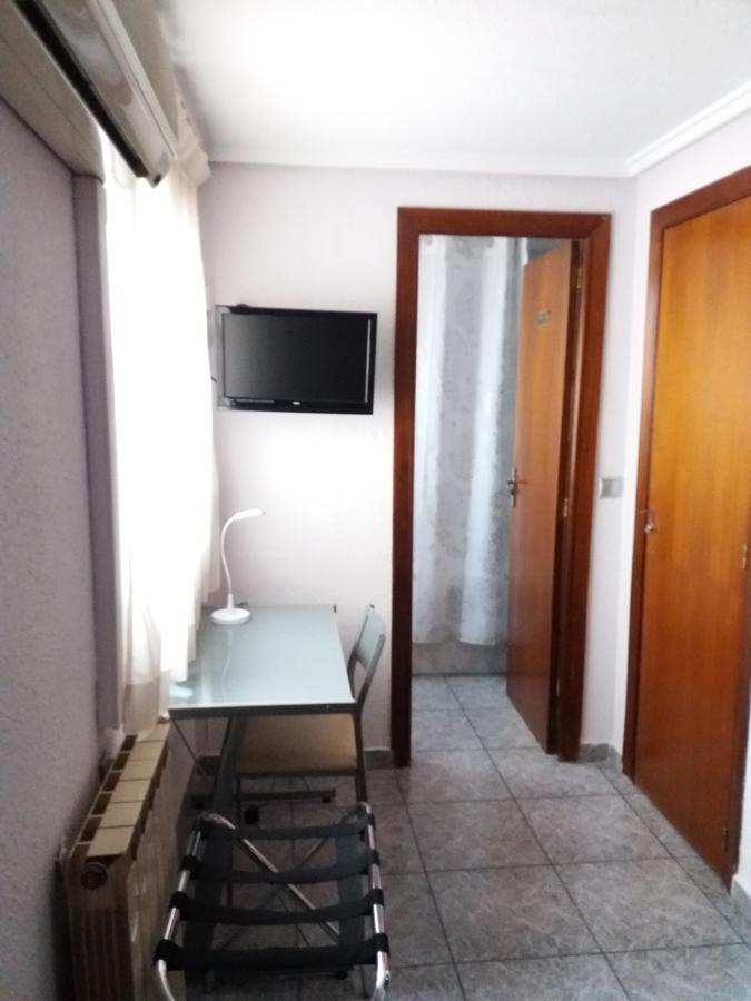 Hostal La Pilarica Paterna Exteriör bild