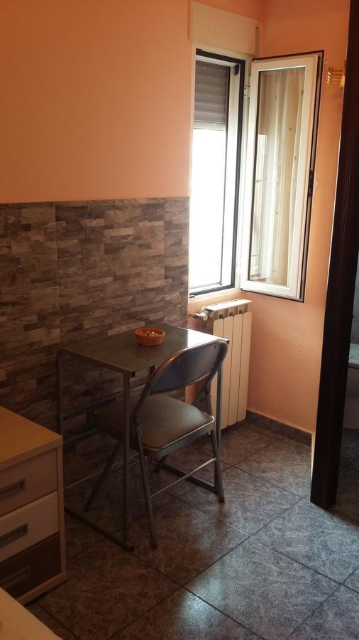 Hostal La Pilarica Paterna Exteriör bild