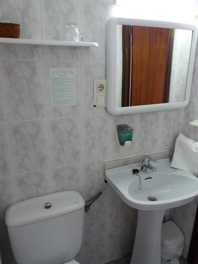 Hostal La Pilarica Paterna Exteriör bild
